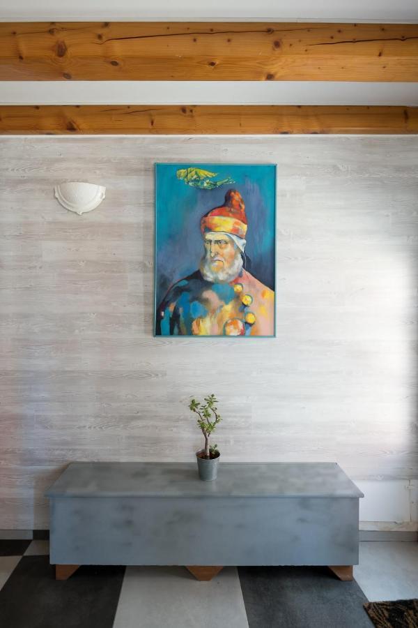 Night Galleria - Bed & Art In - The Pink House Burano