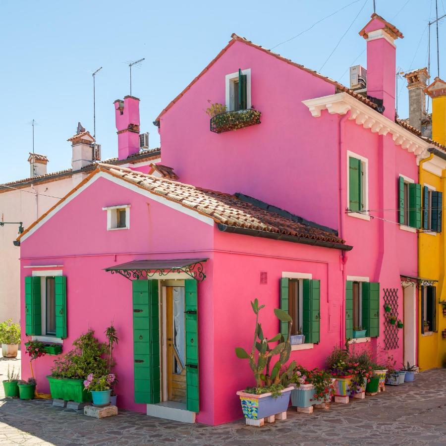 Night Galleria - Bed & Art In - The Pink House Сasa de vacaciones Burano